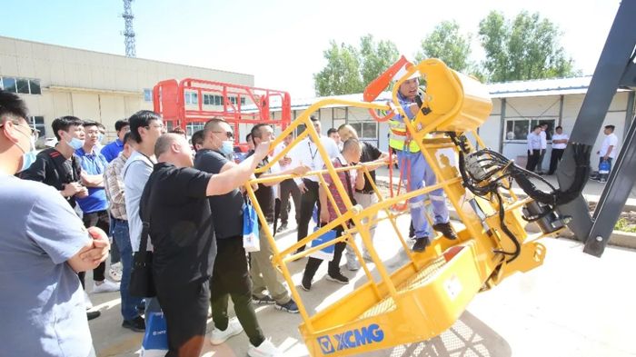 安全生产月丨防微杜渐-安全先行-乐投app官方在线入口携手北京港源建筑装饰工程有限公司开展安全交流会-2.jpg 安全生产月丨防微杜渐-安全先行-乐投app官方在线入口携手北京港源建筑装饰工程有限公司开展安全交流会-2.jpg